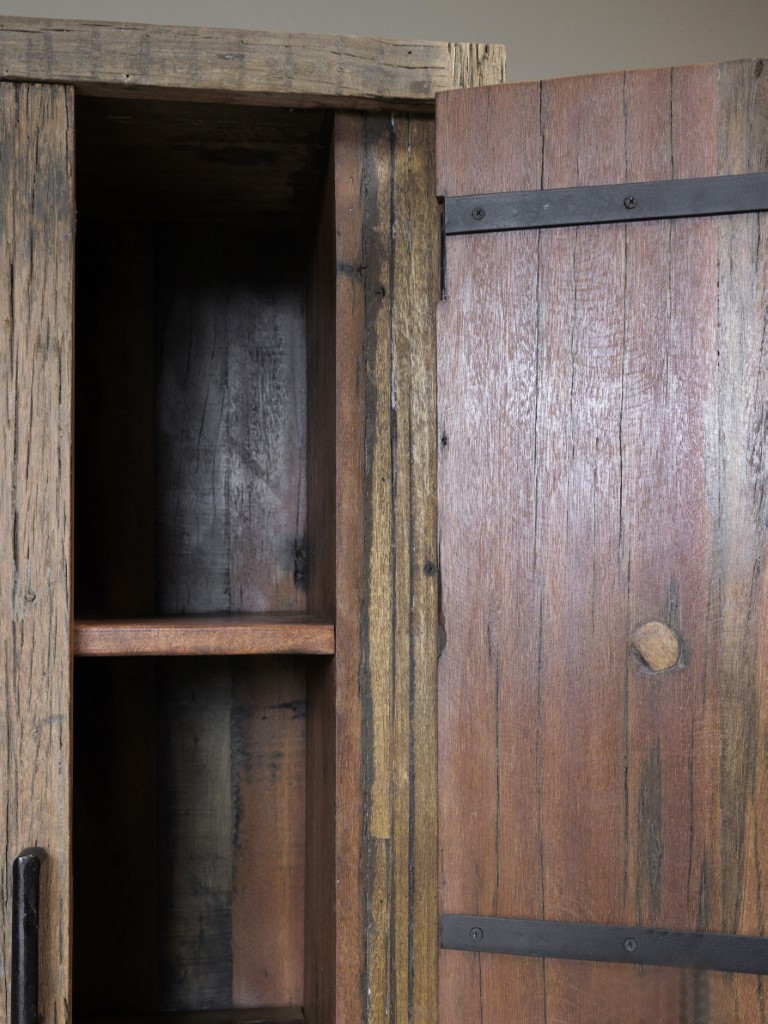 kama. - Schrank mit offenem Fach — Detail | MOCFOR