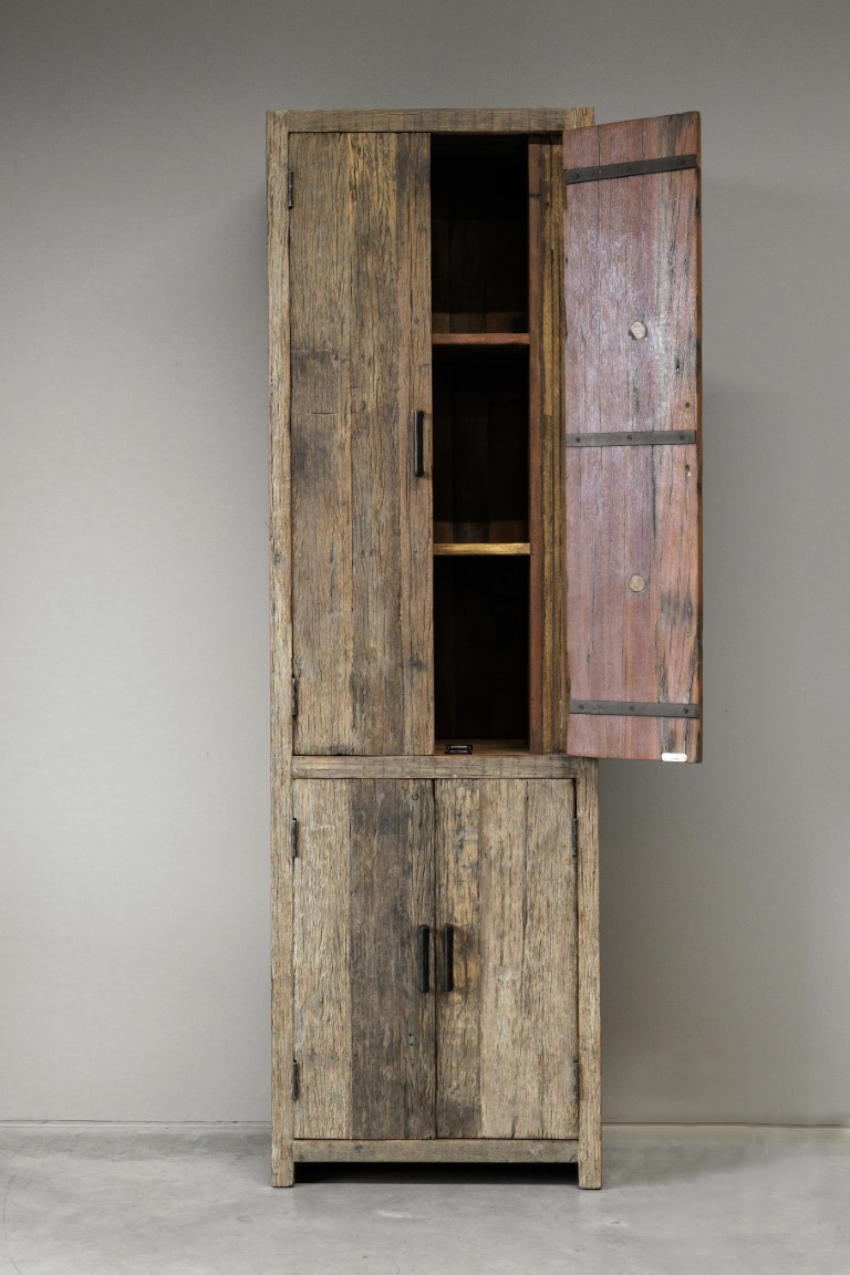 kama. - Schrank mit offenem Fach — Detail | MOCFOR