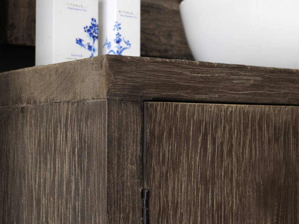 oyama. - Waschschrank — Detail | MOCFOR